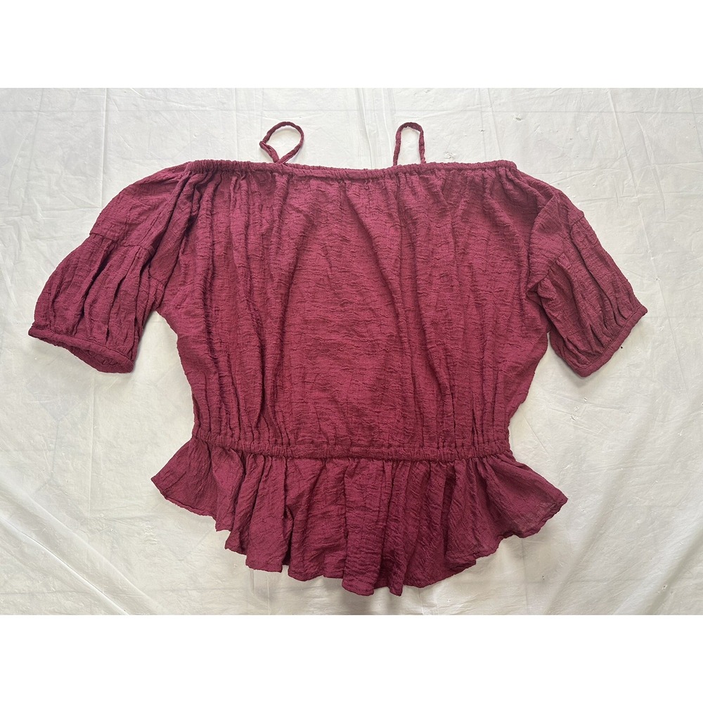 Free People Off Shoulder Top size Medium elastic waist red short sleeve